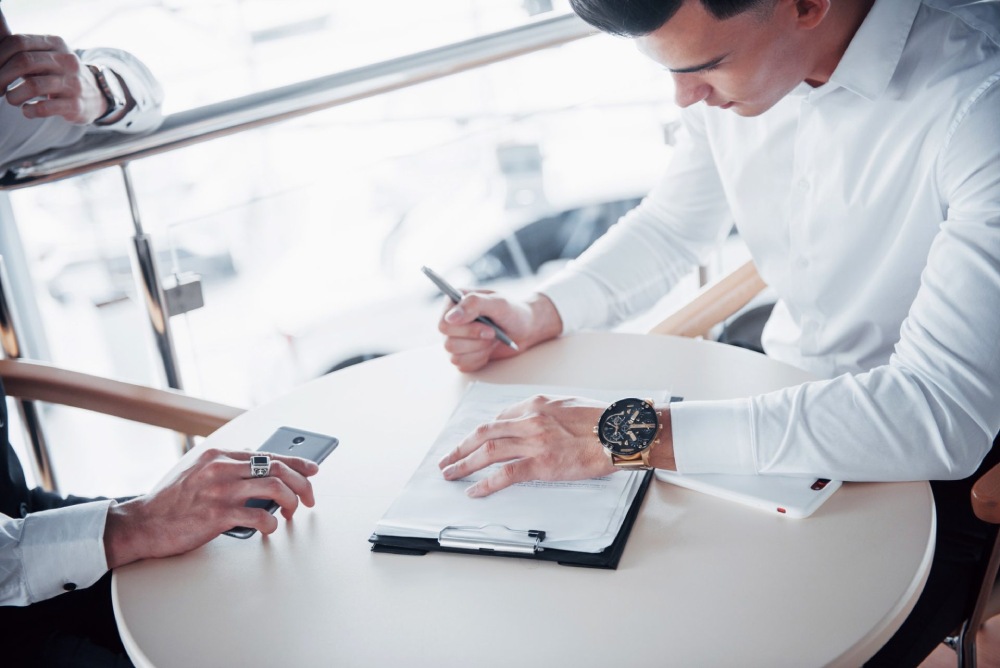 Loan Signing Agents Vs. Notary Publics – Is There a Difference?