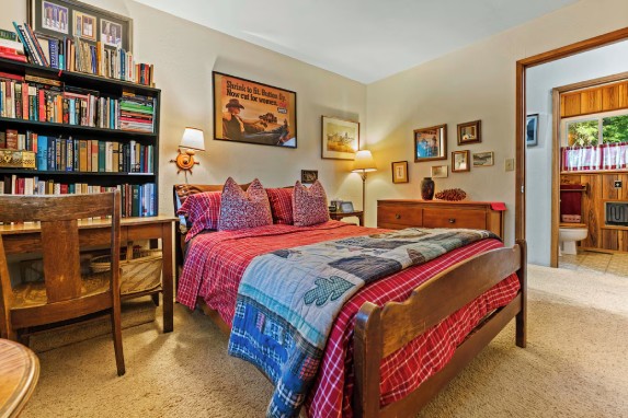 Western Middle Bedroom